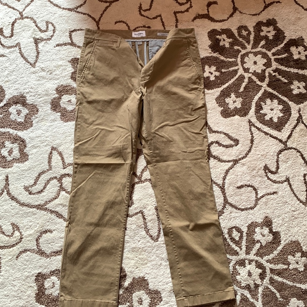 Khaki pants 32/30